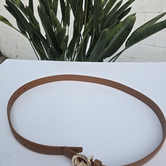 Michael Kors Tan Leather Belt - Picture 3 of 3